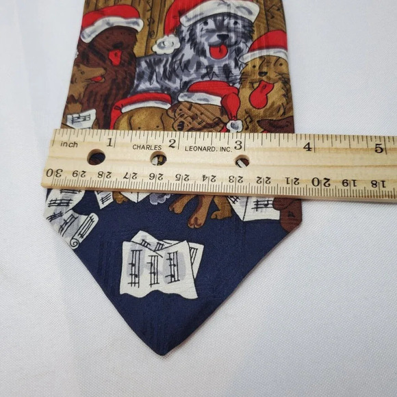 Louis Feraud Christmas Dog Choir Men's  Silk Necktie Christmas Tie made in USA - Picture 8 of 8